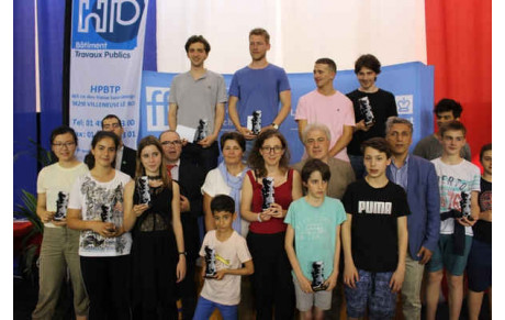 Laura, championne de France benjamine de Blitz